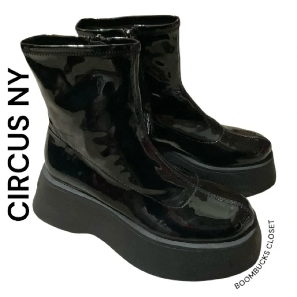 Circus NY by Sam Edelman Garland Black Patent Platform Boots